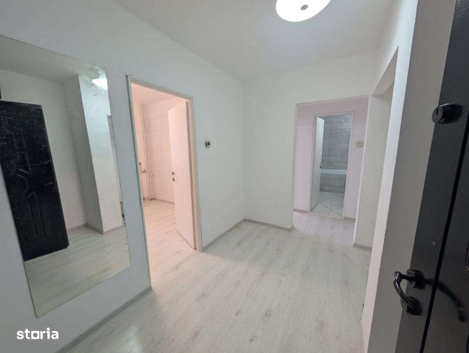 Zona Nord- bloc din 1986- Ap. 2 camere decomandate, etaj intermediar-10