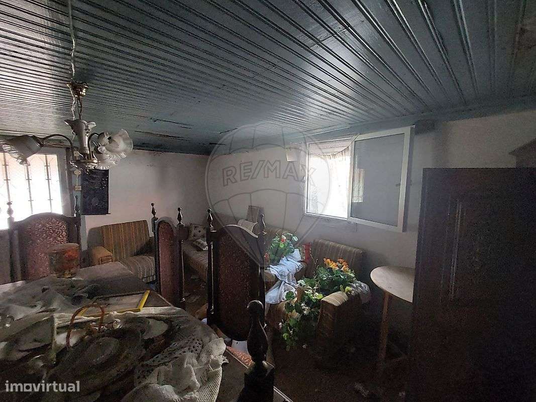 Moradia T4 para venda-6