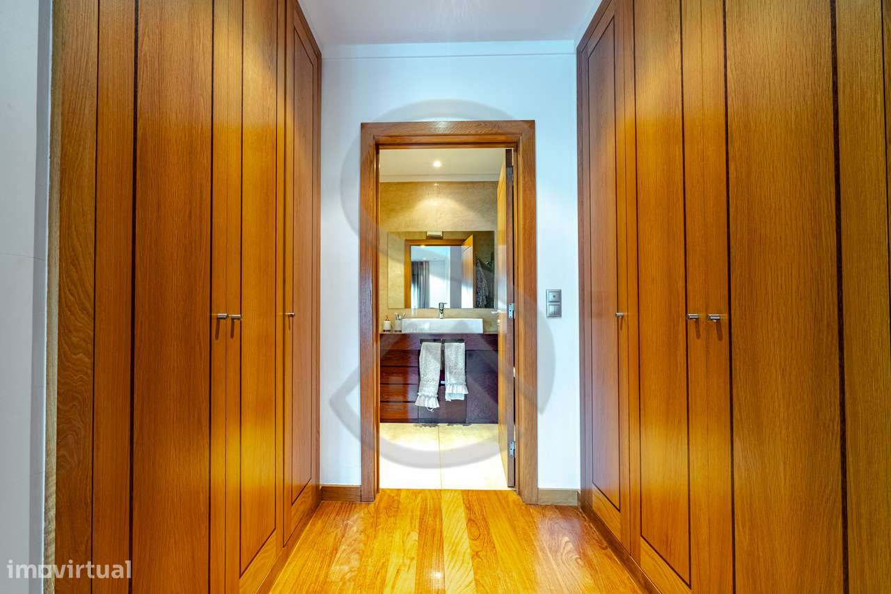 Apartamento T3 de Luxo em Vilar do Paraíso e Mafamude-24