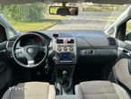 Volkswagen Touran 2.0 TDI DPF Highline - 3