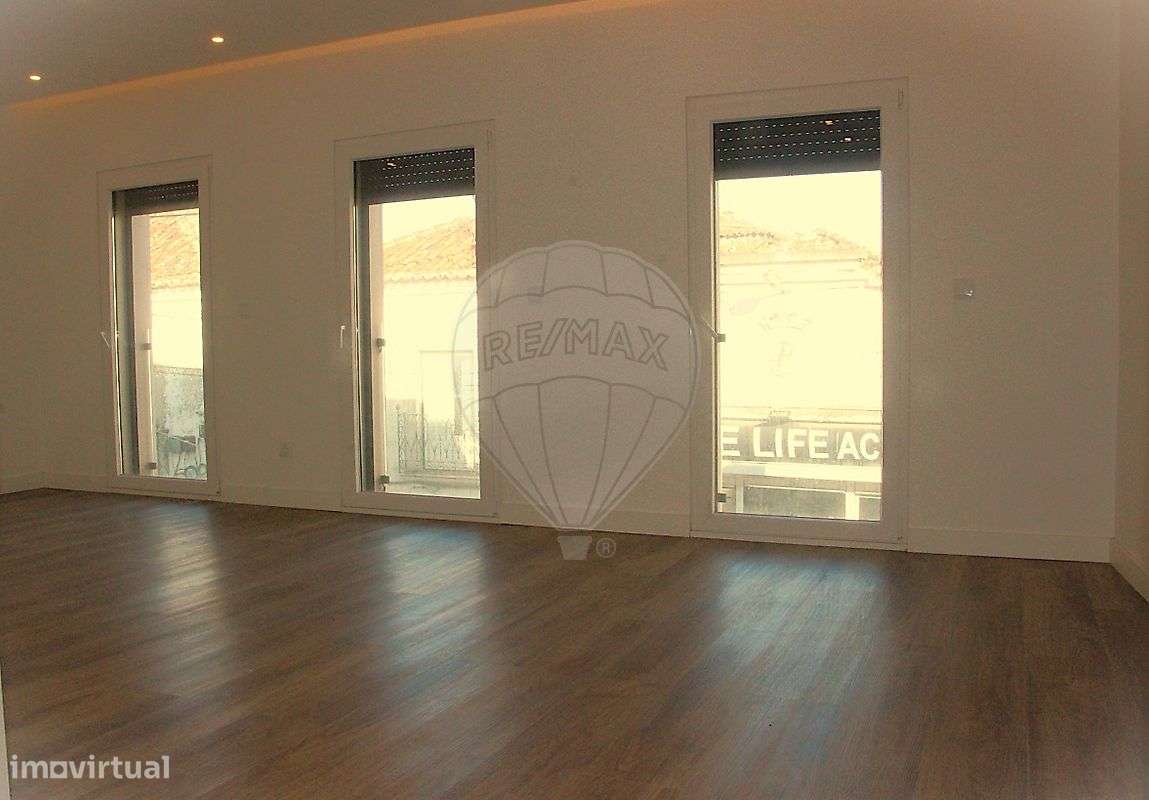 Apartamento T2 para arrendamento - Grande imagem: 4/14