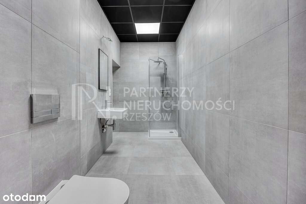 Nowoczesny Lokal W Świetnej Lokalizacji-6