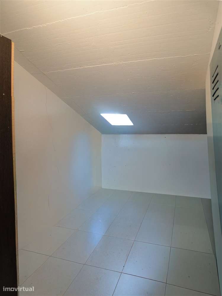 Apartamento T2 Venda em Póvoa de Santo Adrião e Olival Basto,Odivelas-34