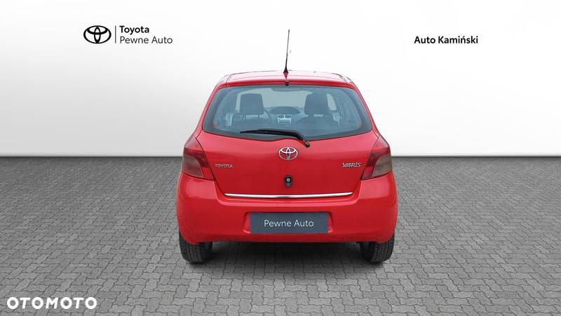 Toyota Yaris 1.3 Terra Premium - 6