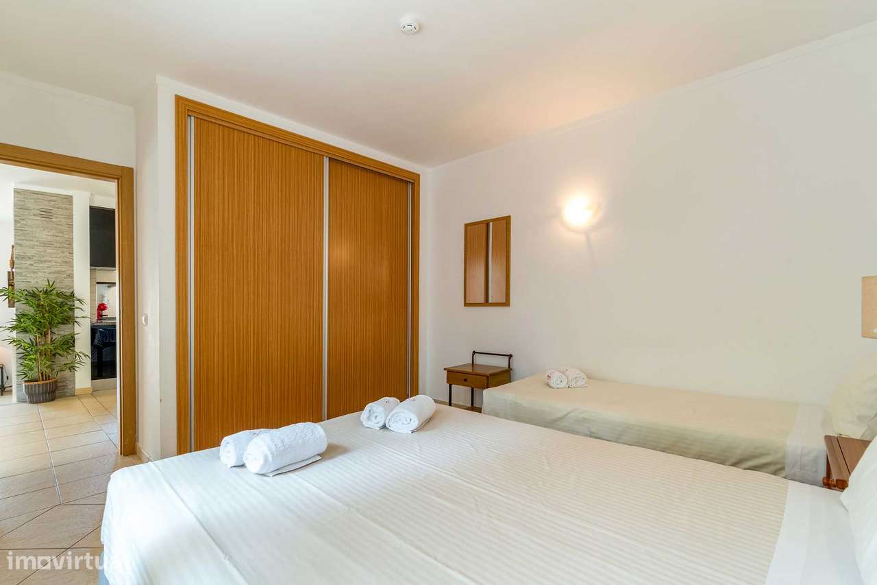 Apartamento térreo T2 na Galé-20