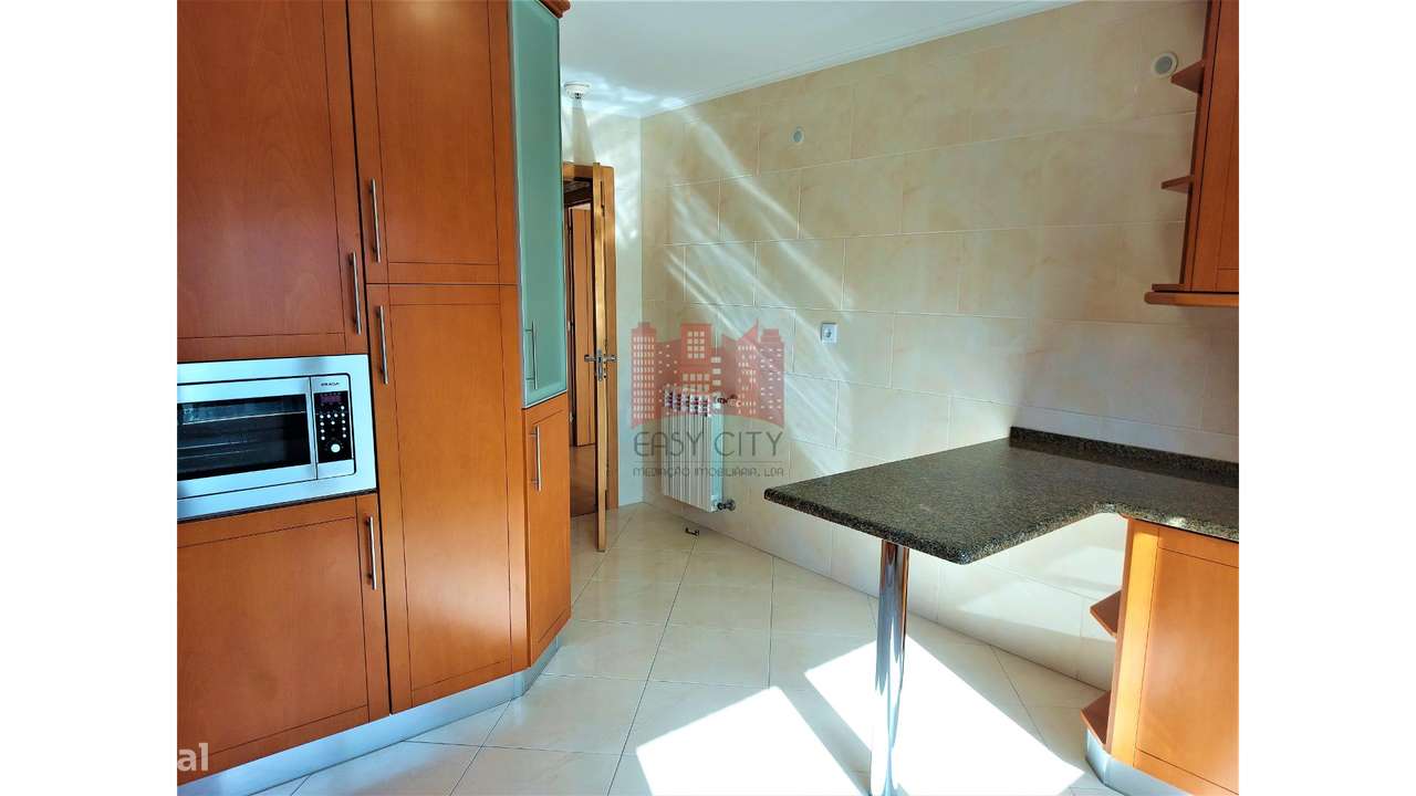 Apartamento T3 em Colinas do Cruzeiro-20