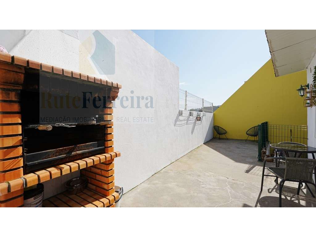 Moradia T2 com espaço exterior localizada junto à cidade de Torres ... - Grande imagem: 5/21