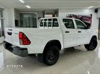 Toyota Hilux 2.4 D-4D Extra Cab DLX 4x4 - 4