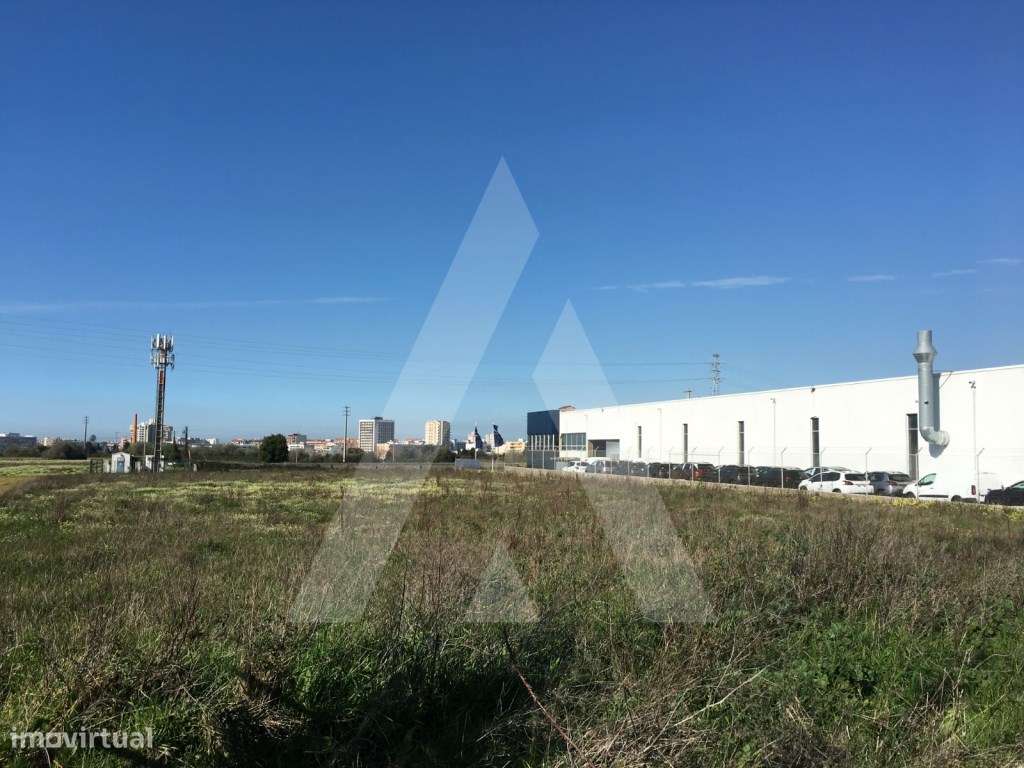 Terreno para construção de Armazém em Aveiro - Grande imagem: 2/6