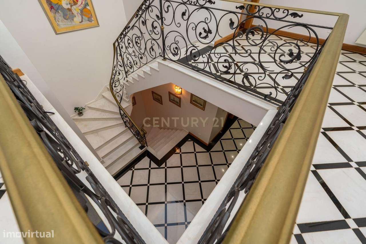 Moradia no Condomínio Privado da Penha Longa-15