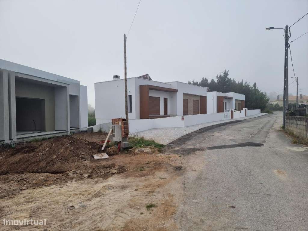 Moradias T3 -Bidoeira de Cima - Leiria-8