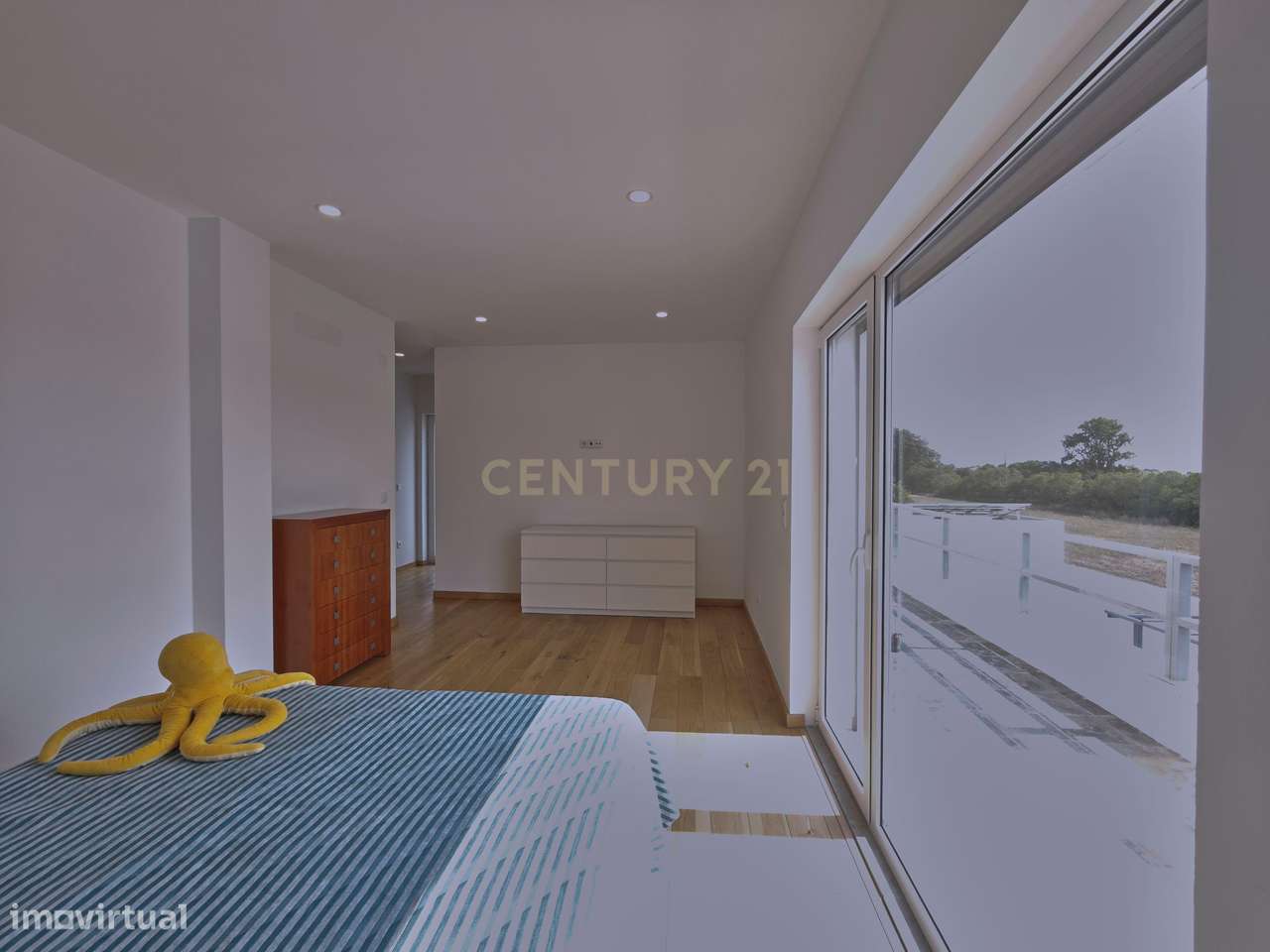 Moradia Contemporânea T3 + Escritório, com Jardim e Painéis Solares em-47