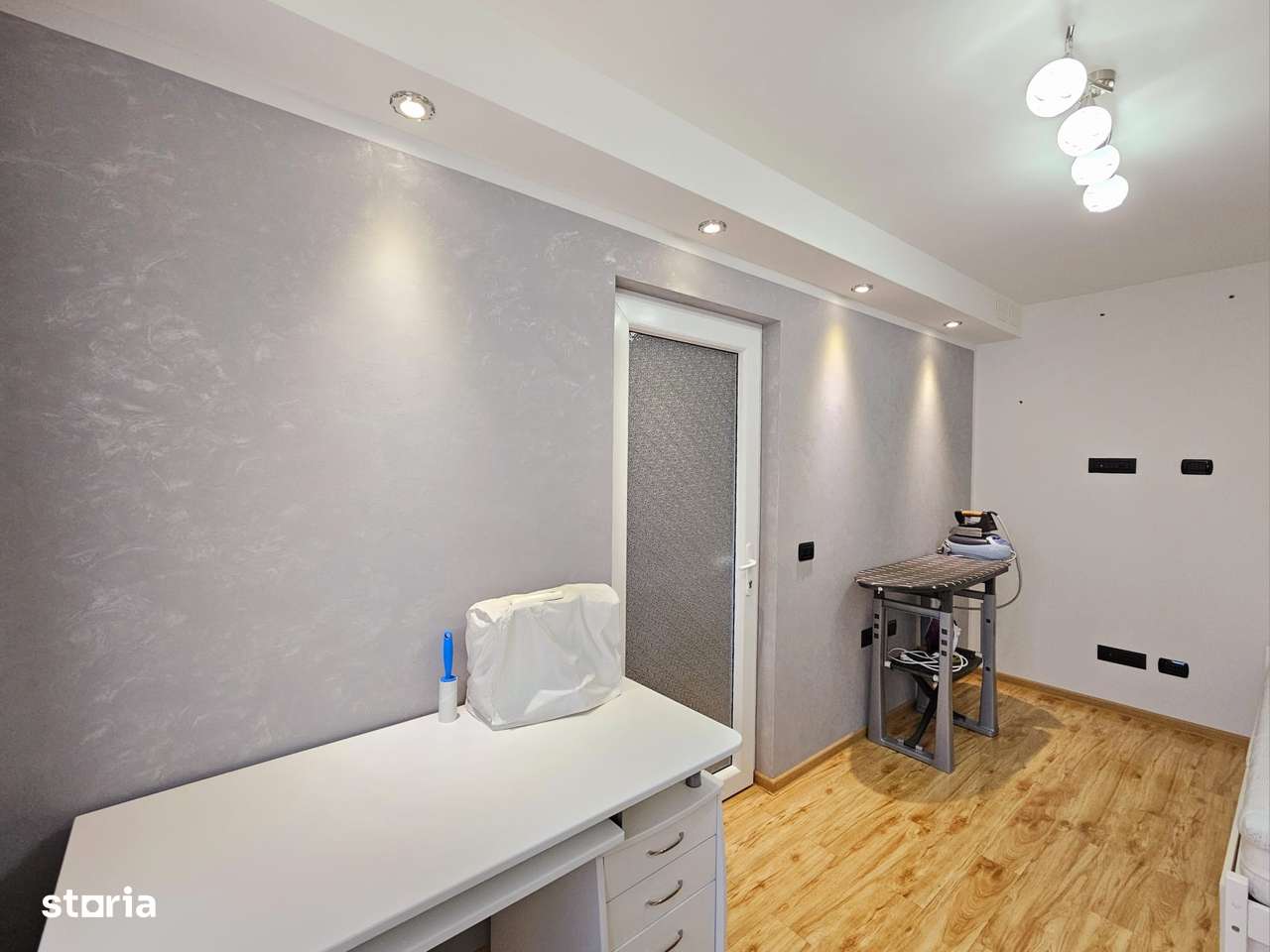 Apartament de vanzare in Galati, Micro 40 - 2 camere, 33 m!-8