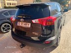 Toyota RAV4 2.2 D-4D 4WD Luxury - 12