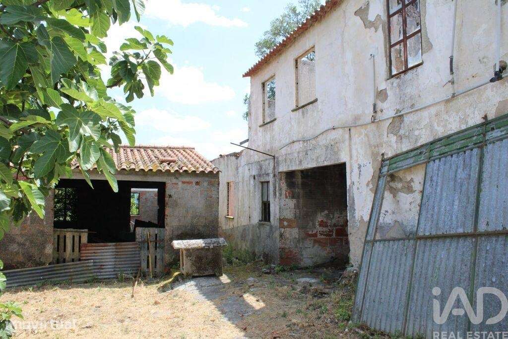 Terreno em Oliveira do Hospital e São Paio de Gramaços de 129,00 m2 - Grande imagem: 5/7