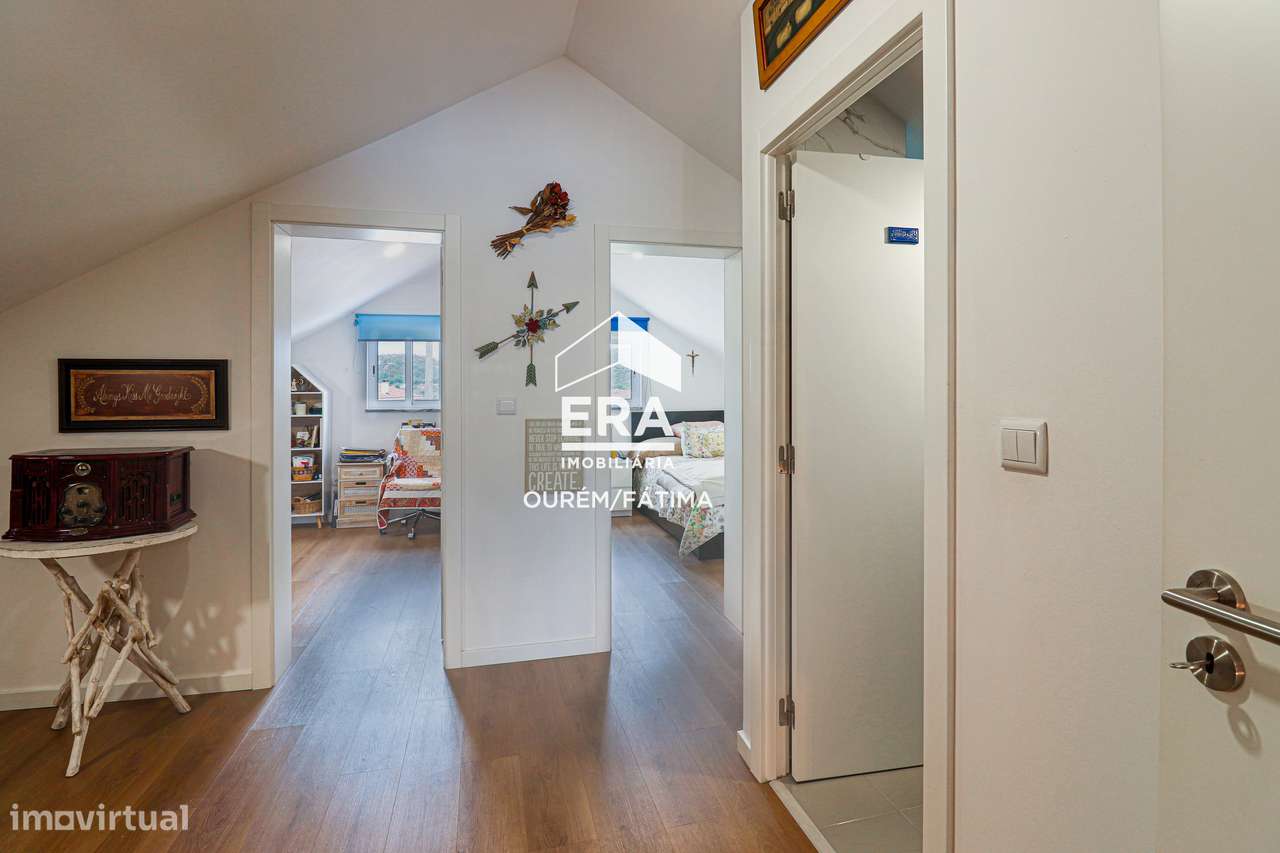 Moradia isolada T3+1-44