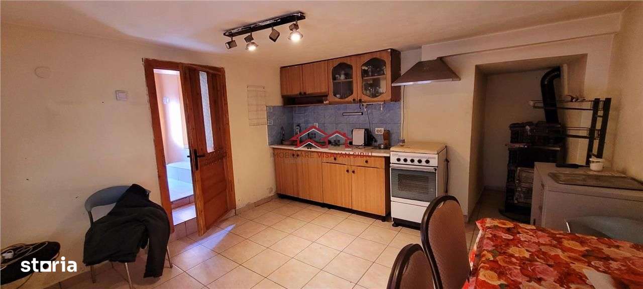 casa sat Vestem,com.Selimbar,aproape de Sibiu,comision 0-6