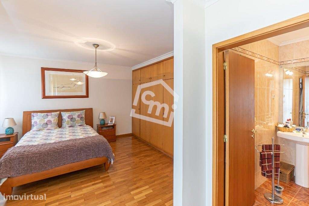 Moradia Duplex T3 - com Terraço - Águas Santas - Maia-18