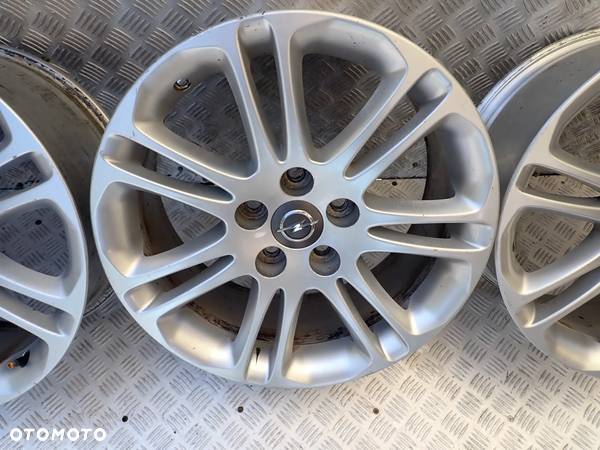 FELGI ALUMINIOWE OPEL INSIGNIA 8JX18 ET42 5X120 - 5