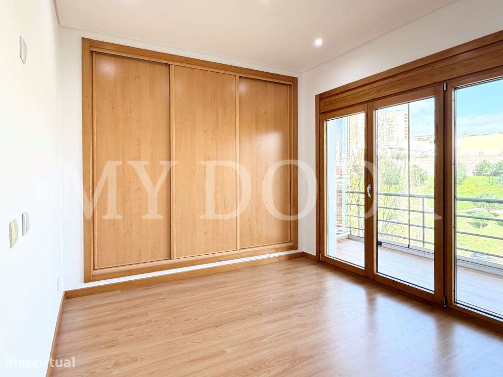 Apartamento T3 - Urb. Colinas do Cruzeiro - Excelente oportunidade-18