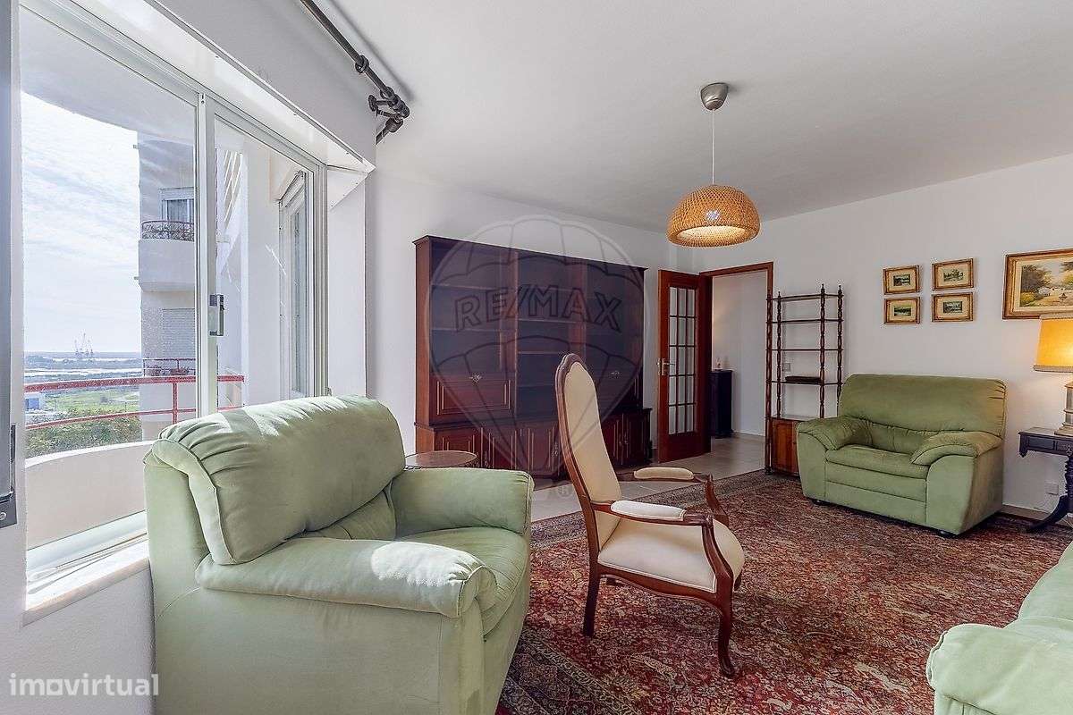 Apartamento T3 para arrendamento - Grande imagem: 2/21