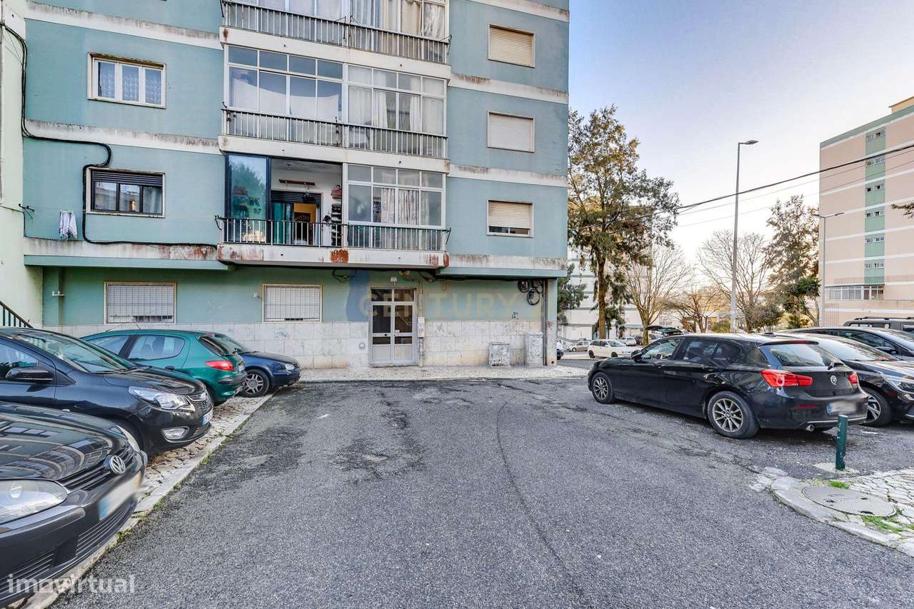 Apartamento T1 em Agualva e Mira Sintra-20