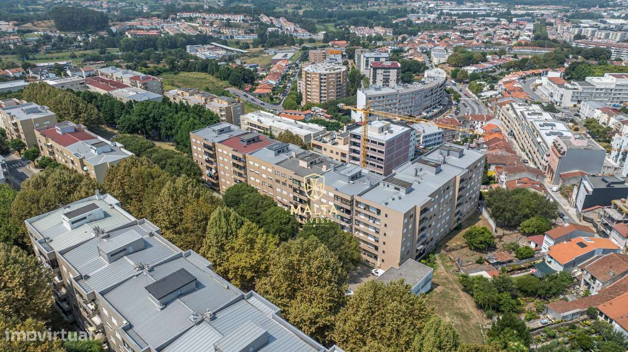 T3 com Garagem em Zona Privilegiada de Maximinos – Braga - Grande imagem: 2/25