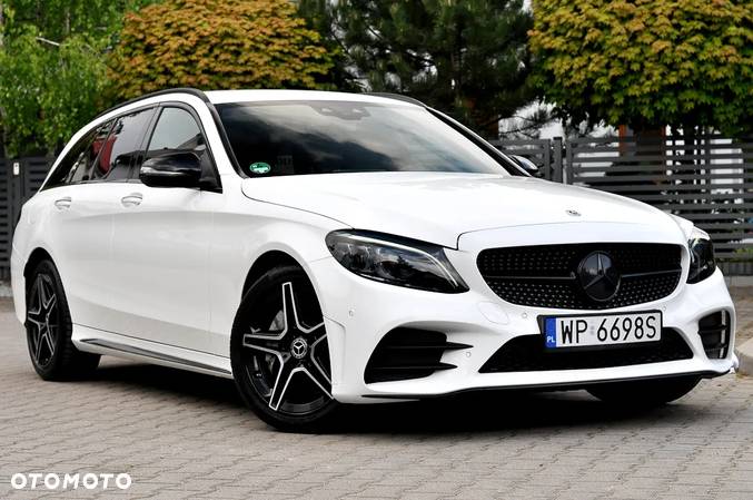 Mercedes-Benz Klasa C 300 d T 4Matic 9G-TRONIC AMG Line - 2