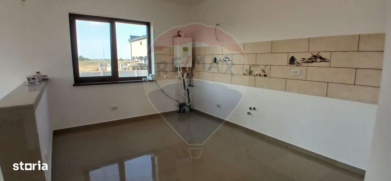 Casa individuala spatioasa cu 5 camere de vanzare in Corbeanca - Imagine principală: 3/15