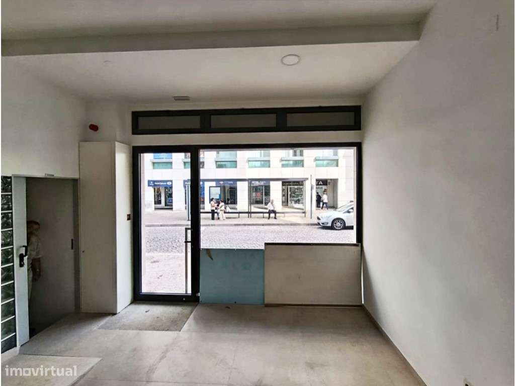 Loja nova em pleno centro da Maia - Grande imagem: 5/22