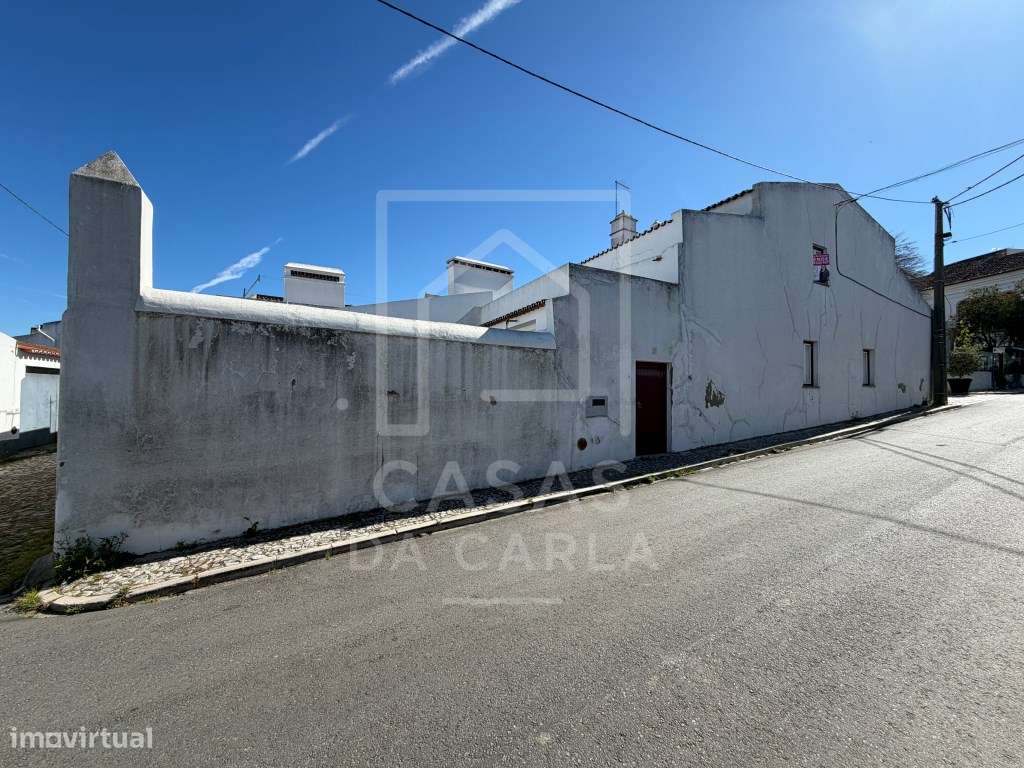 Moradia T5 com quintal e terraço em Vila Alva - Grande imagem: 2/36