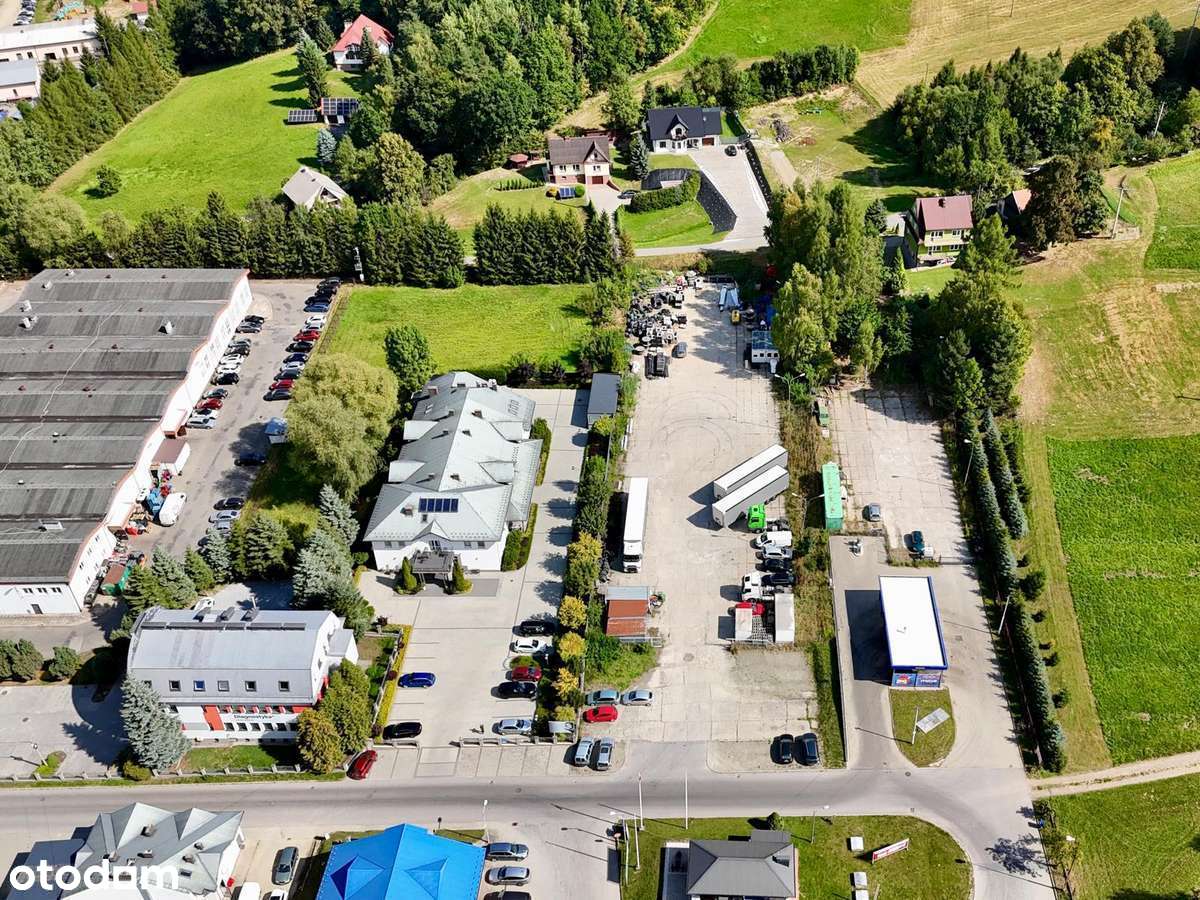 Obiekt usługowy LIMANOWA wraz z działką sąsiadującą P/U-3