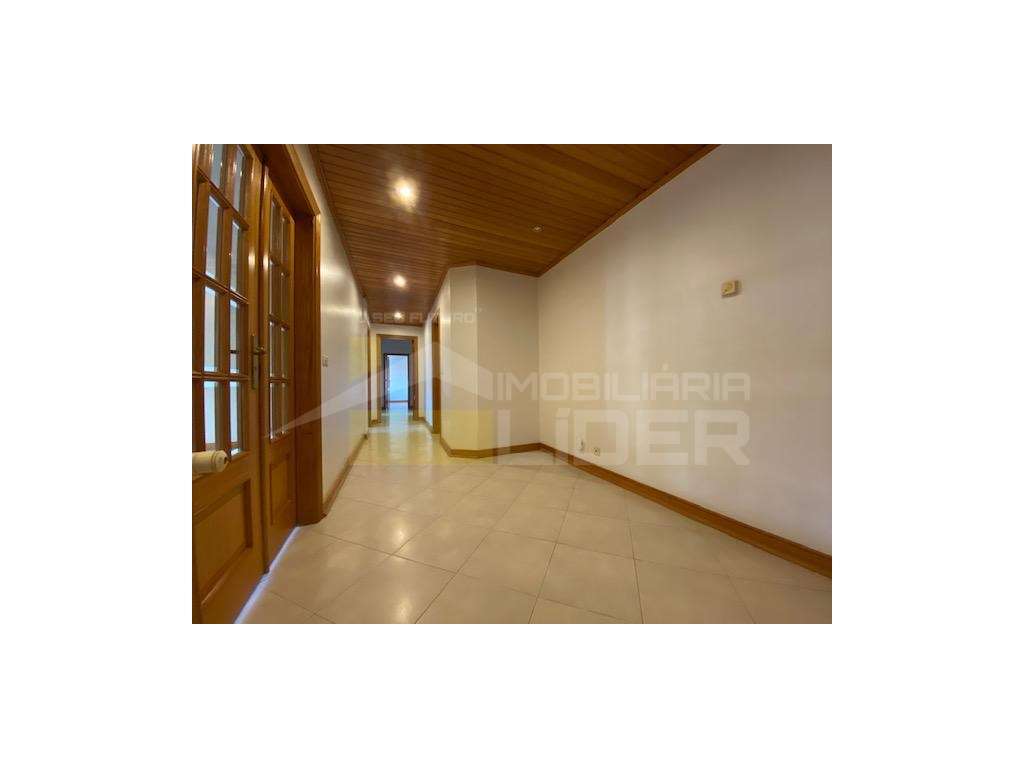 T2 no Centro do Venda do Pinheiro- Mafra - Grande imagem: 5/20