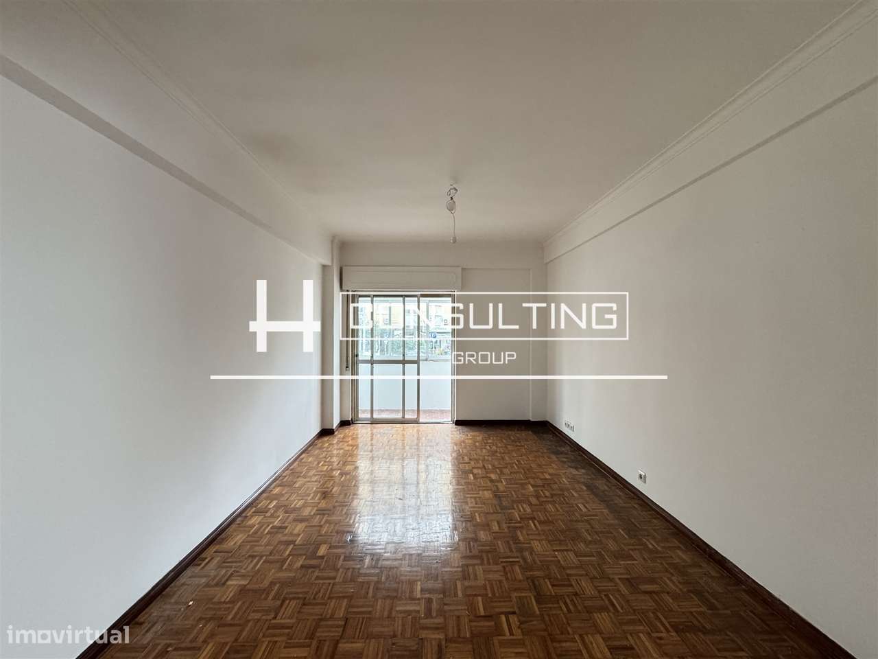 Apartamento T3 Venda em Mina de Água,Amadora-19