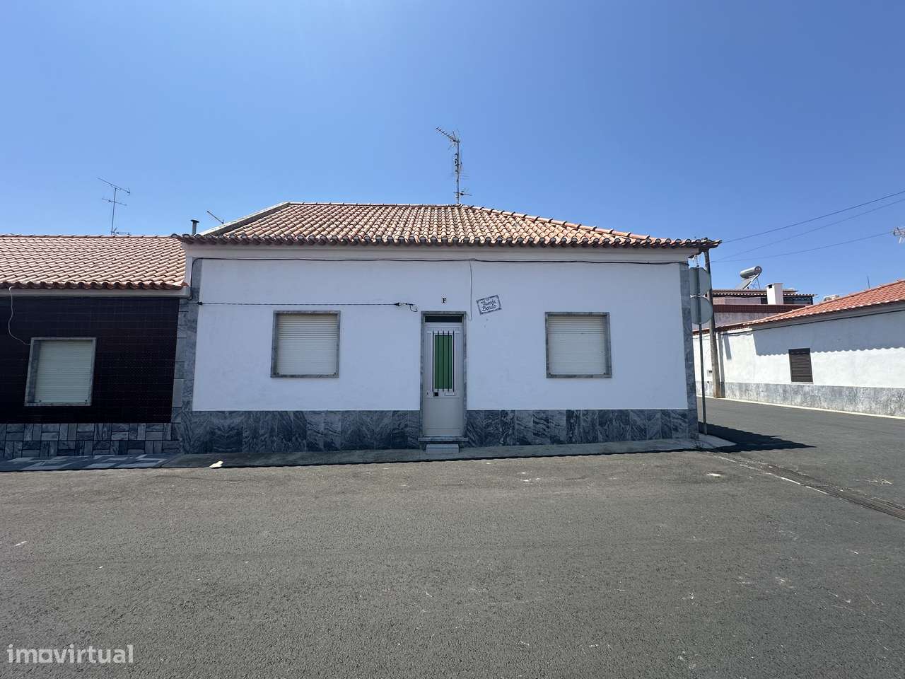 Moradia terrea com garagem e Terraço em Moura - Grande imagem: 4/39