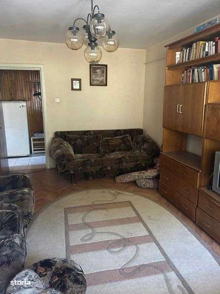 Vand apartament cu 2 camere in Vatra Dorneri - Imagine principală: 4/8