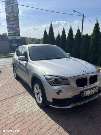 BMW X1 xDrive18d Sport Line - 3