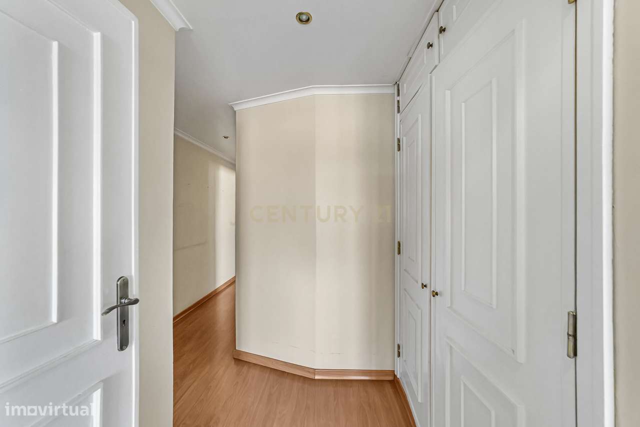 Apartamento, 93 m², Benfica-25
