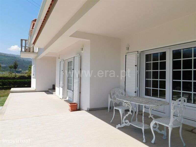 Moradia Isolada T4 / Seia, Santa Marinha e São Martinho - Grande imagem: 5/19