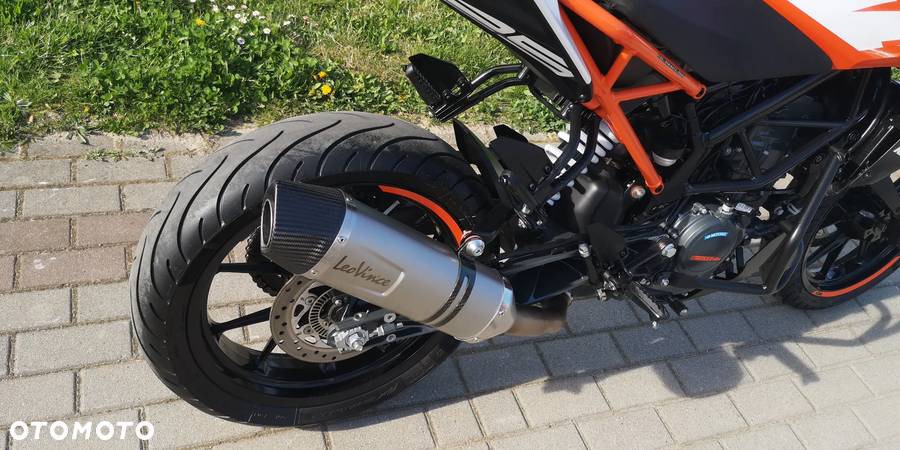 KTM Duke - 12