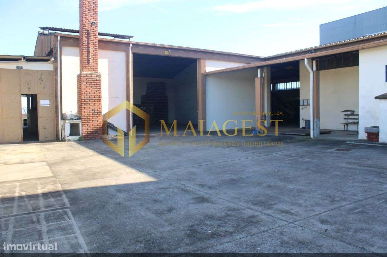 Armazém Industrial em Lourosa - Grande imagem: 5/19