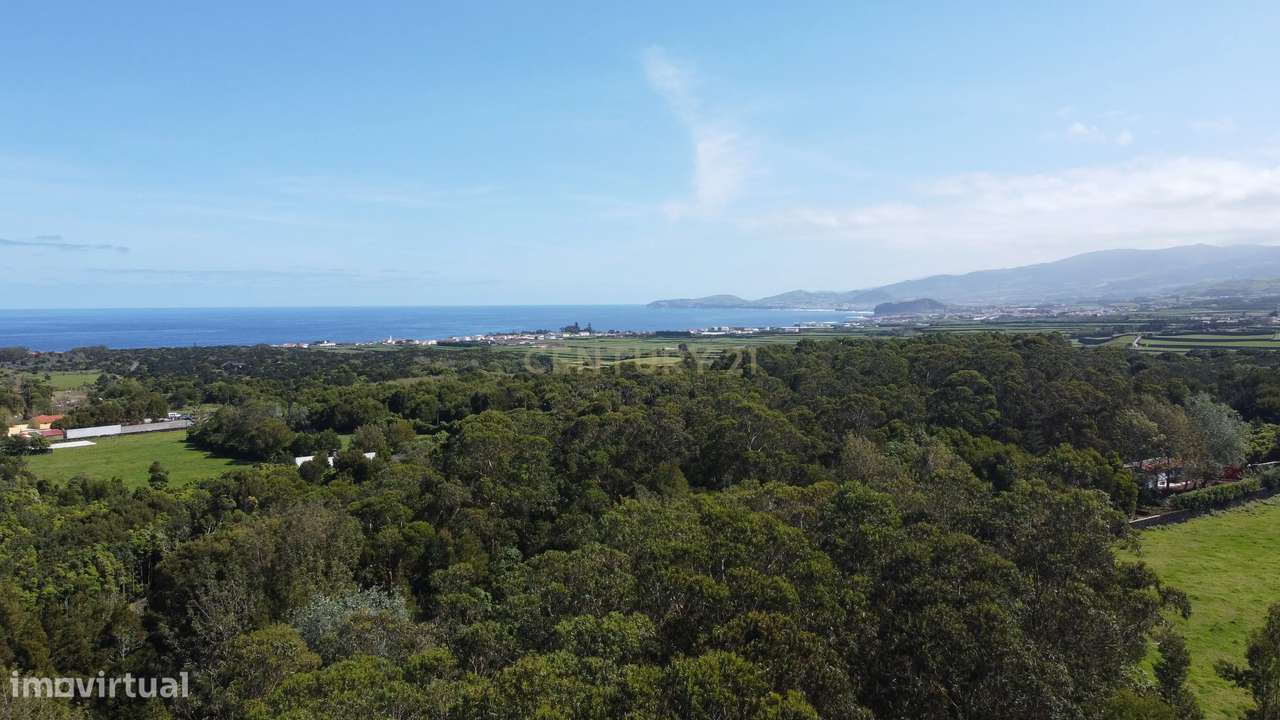 Terreno à Venda no (Farropo),  Fenais da Luz - Grande imagem: 5/5