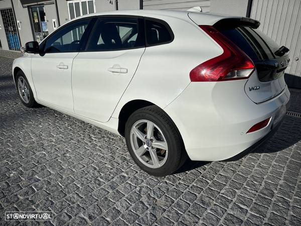 Volvo V40 2.0 D2 Kinetic Eco - 4