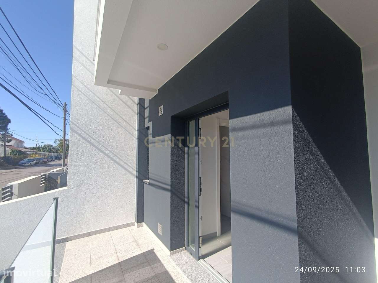 Moradia em Banda Nova T2+3 em Corroios, Seixal - Grande imagem: 2/38