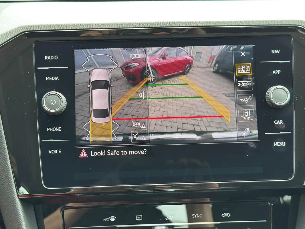 Volkswagen Passat 1.4 TSI Plug-In-Hybrid DSG GTE - 8