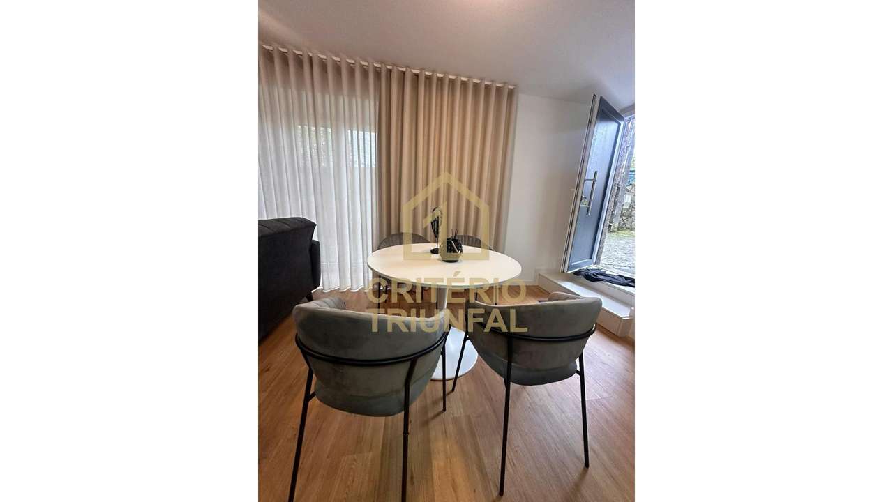 Andar Moradia T1 - Torrão - Grande imagem: 4/23