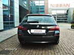 BMW Seria 5 520d Touring Blue Performance - 8