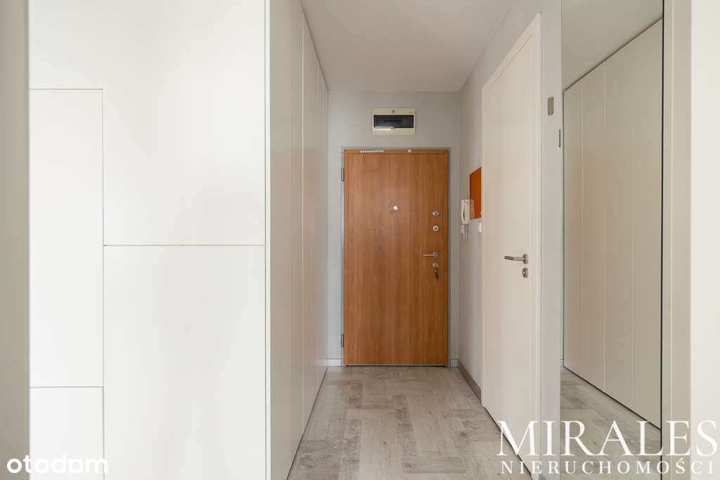 Trzystronne | Dla rodziny | 2 łazienki | Garaż-10