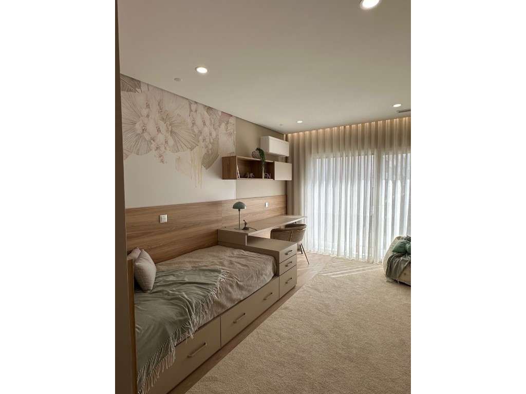 MONTIJO - APARTAMENTO DE LUXO - T4 - 3º. ANDAR Esq. - C/ GARAGEM PE... - Grande imagem: 4/17