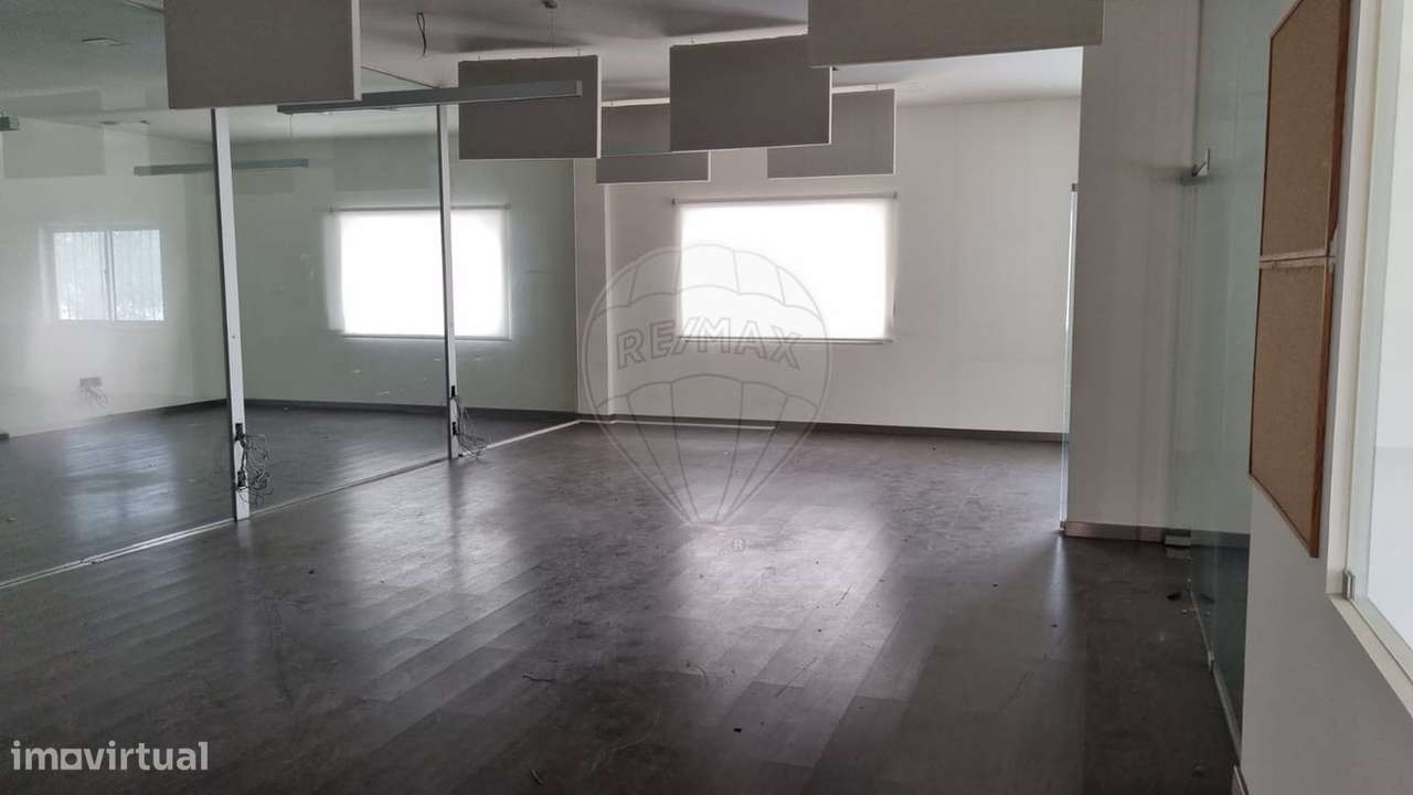 Armazém  para venda - Grande imagem: 3/42